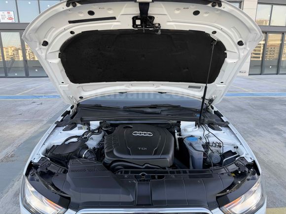 EMİNOĞLU - 2012 AUDİ A4 LİMOUSİNE 177HP ÇİZİKSİZZ HATASIZ MULTİTRONİC 8 İLERİ