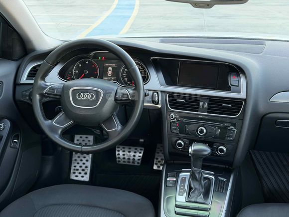 EMİNOĞLU - 2012 AUDİ A4 LİMOUSİNE 177HP ÇİZİKSİZZ HATASIZ MULTİTRONİC 8 İLERİ