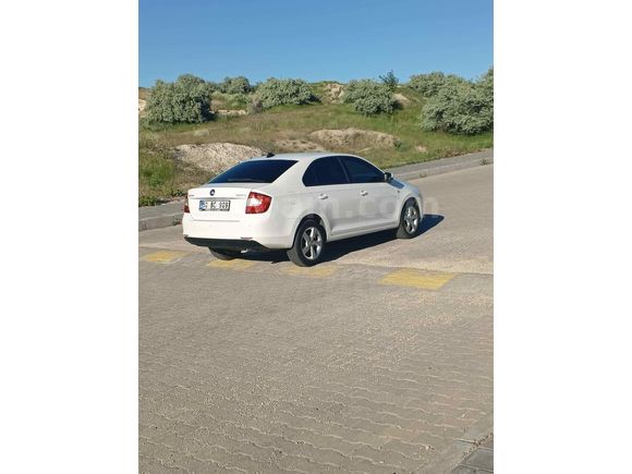 Sahibinden Skoda Rapid 1.6 CR TDI Elegance 2015 Model 