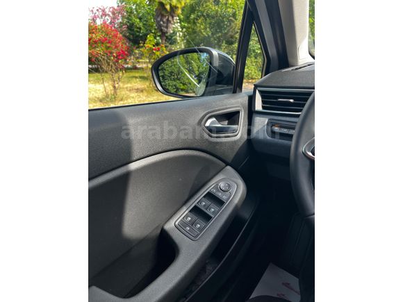 Sahibinden Renault Clio 1.0 TCe Evolution 2025 Model