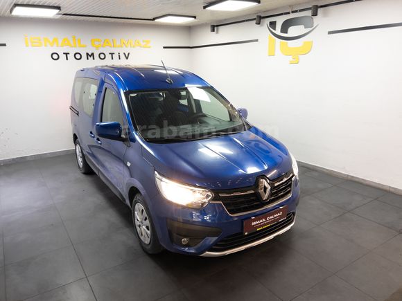"%0 FAİZ KREDİ"2022 EXPRESS COMBI 1.5 BLUEDCI JOY "62.173 KM"