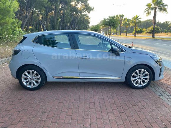Sahibinden Renault Clio 1.0 TCe Evolution 2024 Model 