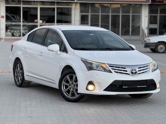 2013 TOYOTA AVANSİS 1.6 ELEGANT EXTRA