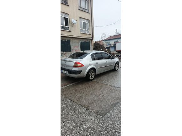 Sahibinden Renault Megane 1.4 RTA 2006 Model