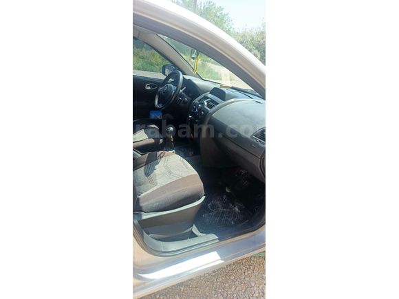 Sahibinden Renault Megane 1.4 RTA 2006 Model