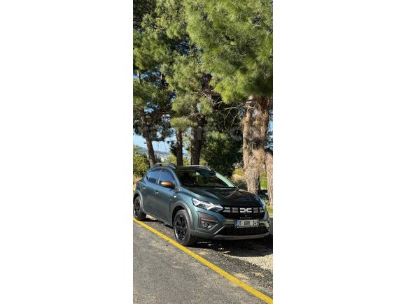 Sahibinden Dacia Sandero 1.0 TCe Extreme 2023 Model  41.200 km Yeşil (metalik)