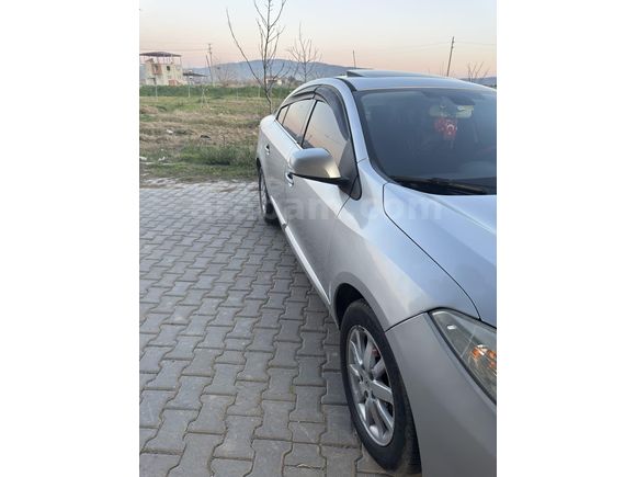 Sahibinden Renault Fluence 1.6 Privilege 2012 Model FULL+FULL
