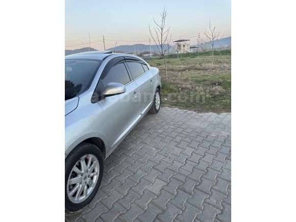 Sahibinden Renault Fluence 1.6 Privilege 2012 Model FULL+FULL