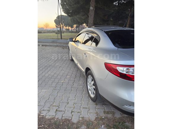 Sahibinden Renault Fluence 1.6 Privilege 2012 Model FULL+FULL