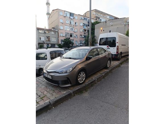 son fiyat acil Toyota Corolla 1.4 D-4D Advance 2016 Model