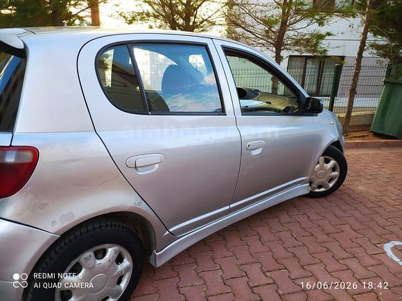 Sahibinden Toyota Yaris 1.3 Sol 2000 Model 