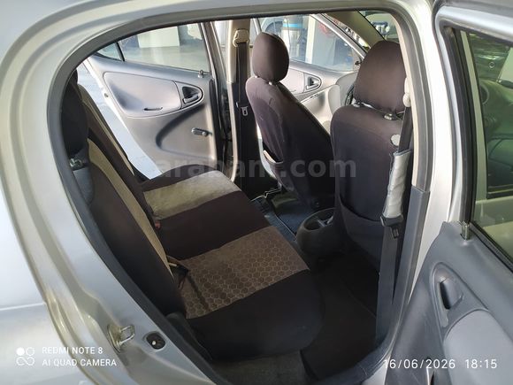 Sahibinden Toyota Yaris 1.3 Sol 2000 Model 