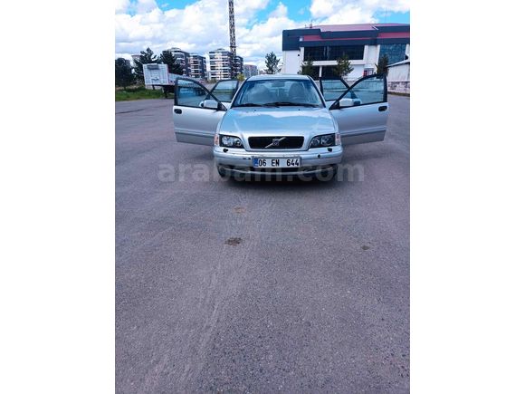 Full servis bakımlı  / değişensiz 
