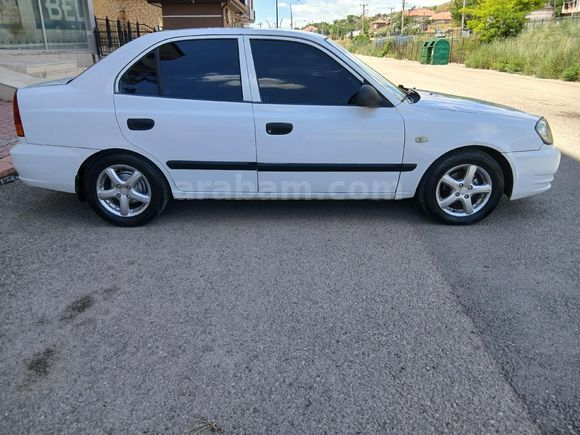 Sahibinden Hyundai Accent 1.3 Admire 2004 Model