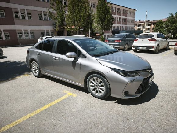 Servis bakımlı garantili orijinal Corolla