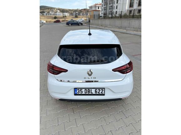 TEMİZ BAKIMLI AİLE ARACI