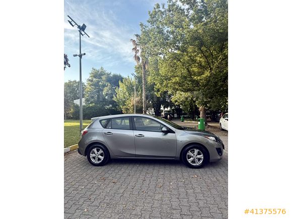 ÇOK TEMİZ MAZDA