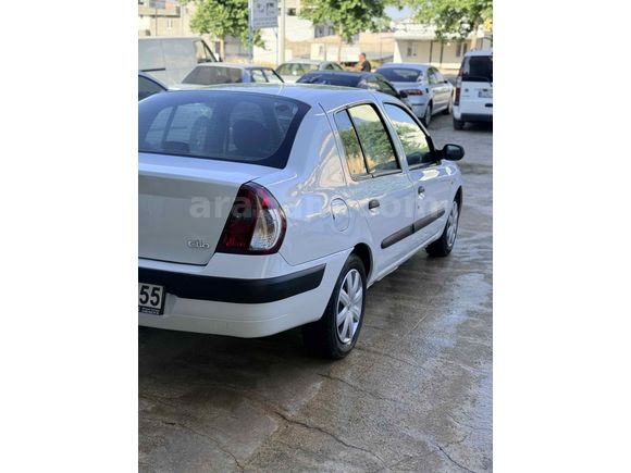 Galeriden Renault Clio 1.4 Authentique 2004 Model Şanlıurfa
