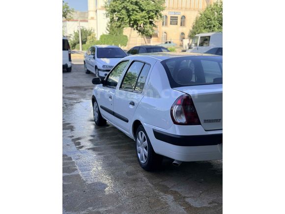Galeriden Renault Clio 1.4 Authentique 2004 Model Şanlıurfa
