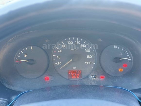 Galeriden Renault Clio 1.4 Authentique 2004 Model Şanlıurfa
