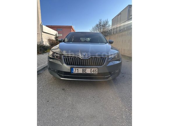 Sahibinden Skoda SuperB 1.6 TDI Prestige 2016 Model  97.000 km Gri (metalik)