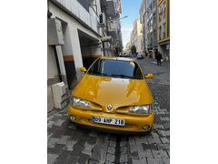 Sarışın coupe