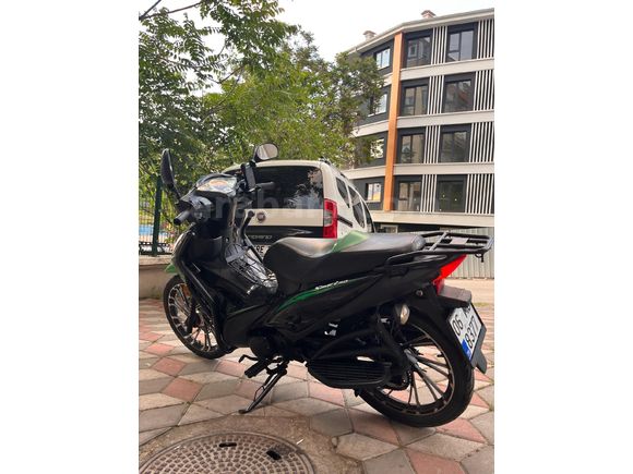 B ehliyet kullanir 50/125 cc