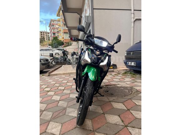B ehliyet kullanir 50/125 cc
