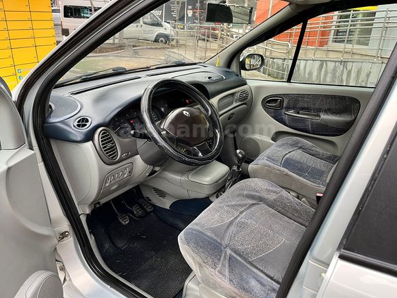 Sahibinden Renault Scenic 1.6 RXE 2001 Model