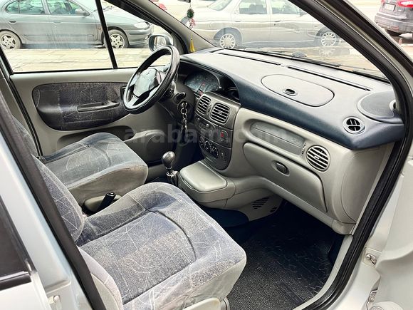 Sahibinden Renault Scenic 1.6 RXE 2001 Model