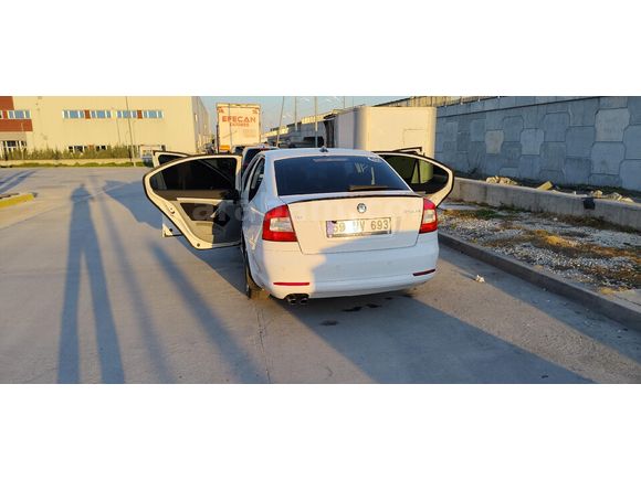 Sahibinden Skoda Octavia 1.4 TSI Elegance 2011 Model