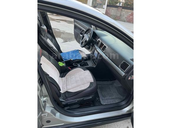 Sahibinden Opel Vectra 1.6 Comfort 2004 Model 