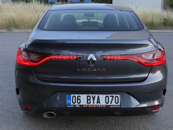 Sahibinden Renault Megane 1.5 Blue DCI Touch 2020 Model 