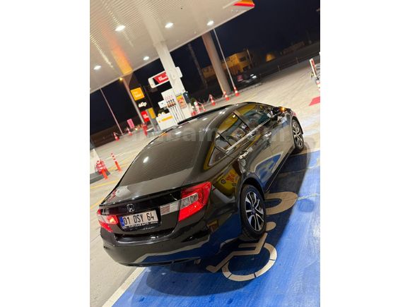 Sahibinden Honda Civic 1.6i VTEC Eco Elegance 2015 Model