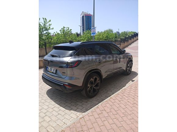 Sahibinden Renault Austral 1.2 E-tech Techno Esprit Alpine 2023 Model