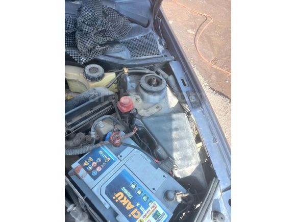 Sahibinden Renault Clio 1.4 RNA 2001 Model