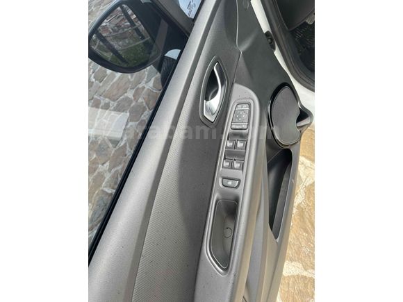 Sahibinden Renault Clio 0.9 TCe Icon 2020 Model Nevşehir