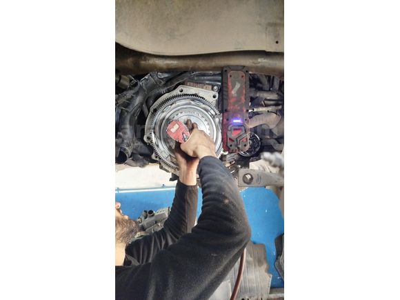 BAYANDAN MASRAFSIZ BAKIMLI    PASSAT B5B5.5 TAKASLI