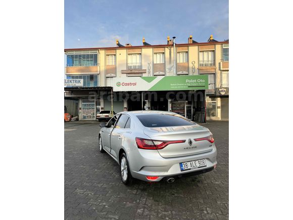 Sahibinden Renault Megane 1.5 dCi Touch 2018 Model 