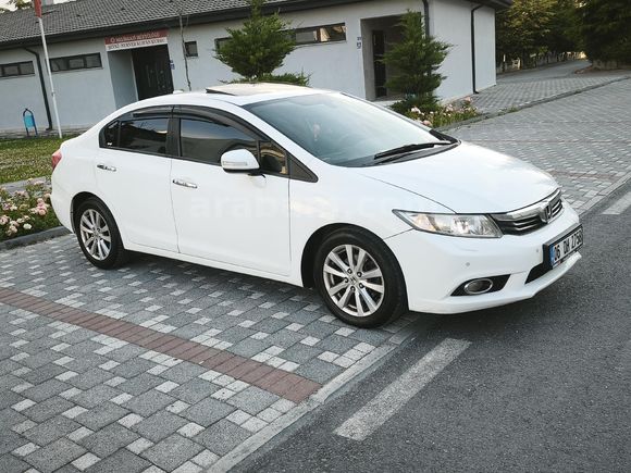 Sahibinden Honda Civic 1.6i VTEC Eco Elegance 2013 Model