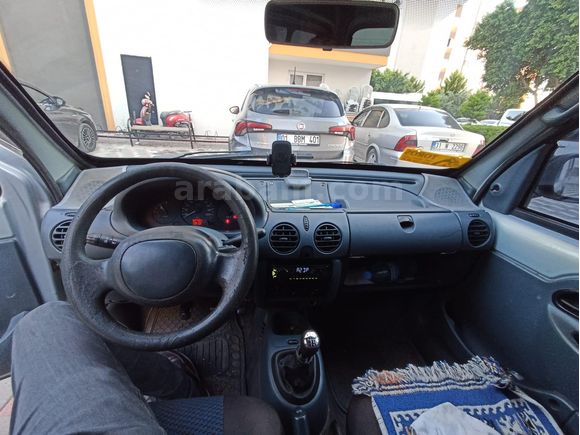 Sahibinden Renault Kangoo 1.9 D 2001 Model