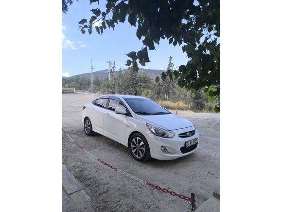 Sahibinden Hyundai Accent Blue 1.6 CRDI Mode Plus 2016 Model
