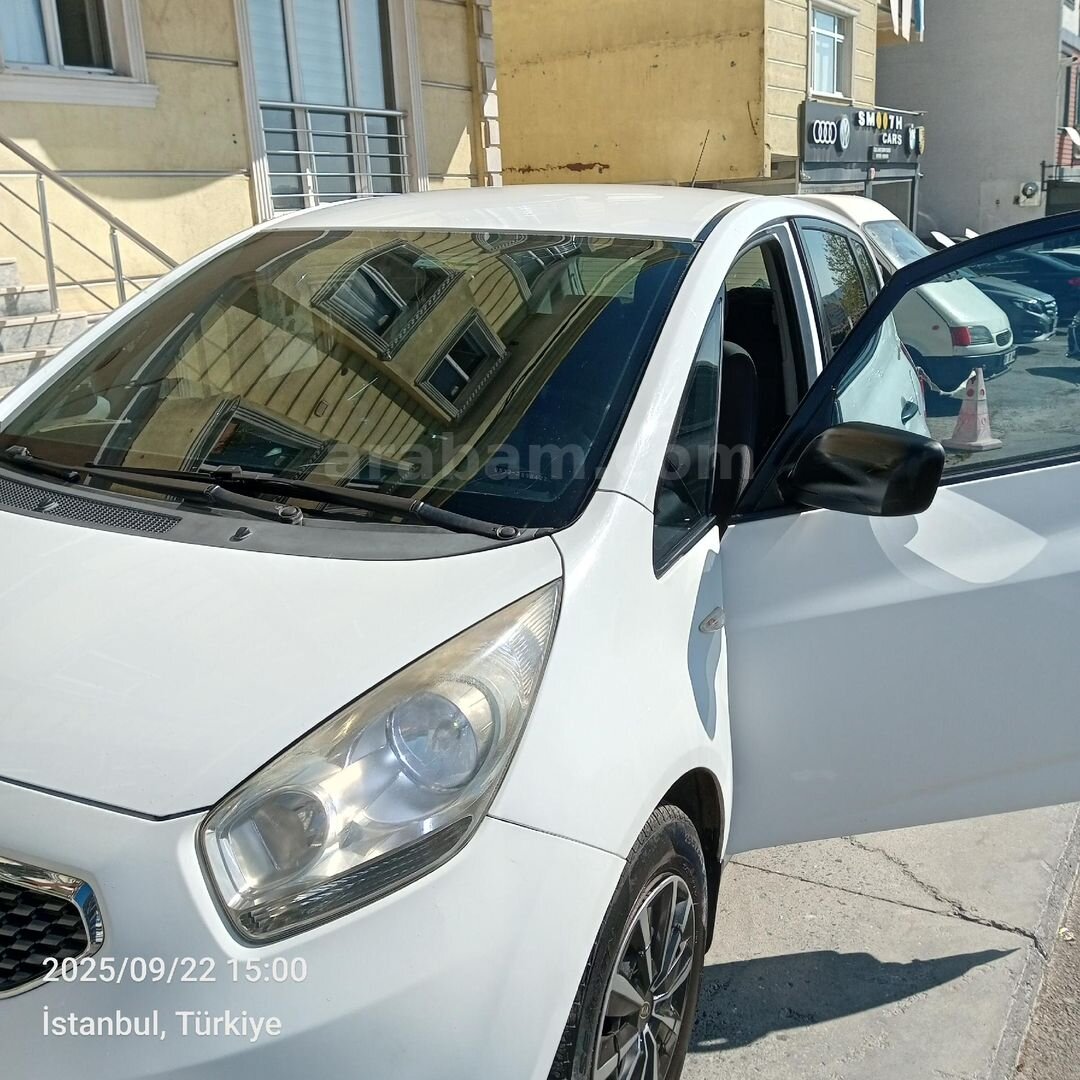 Sahibinden Kia Venga 1.4 CRDi Active 2011 Model İstanbul 298.000 km Beyaz 1