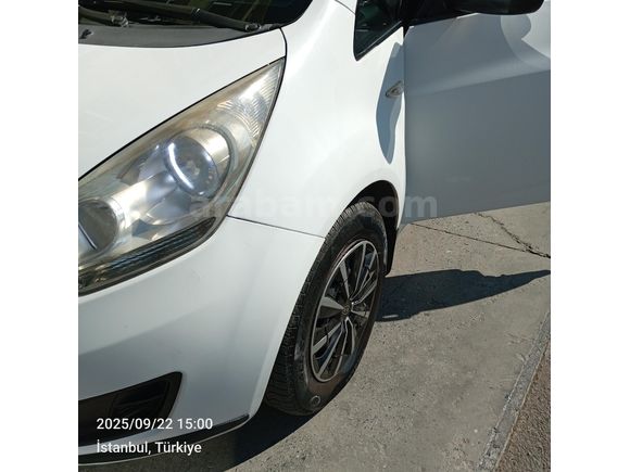 Sahibinden Kia Venga 1.4 CRDi Active 2011 Model  298 km Beyaz