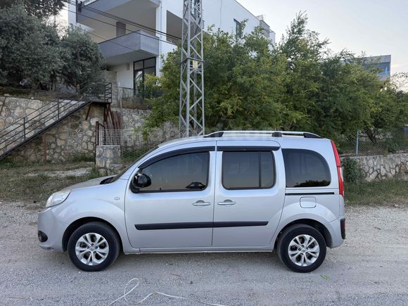 HATASIZ BOYASIZ 2017 MODEL 1.5DCI KANGOO TOUCH 