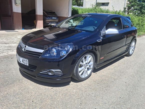 Sahibinden Opel Astra 2.0 T GTC Sport 2005 Model  292.000 km Siyah