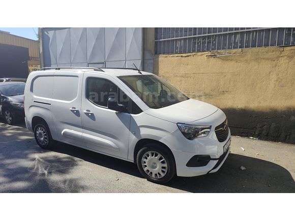 Sahibinden Opel Combo 1.5 CDTI Elegance 2023 Model  %20 faturali