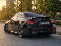 Emsal Temizlikte AMG Sedan - Çift Command Geniş Ekran İmzalı Seri
