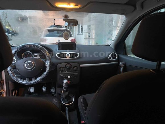 Sahibinden Renault Clio 1.2 Tom Edition 2010 Model 
