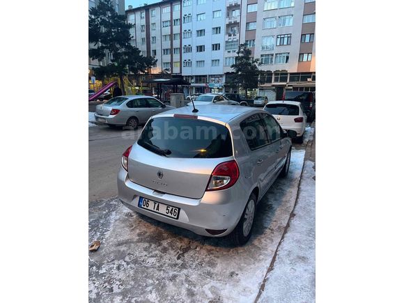 Sahibinden Renault Clio 1.2 Tom Edition 2010 Model 